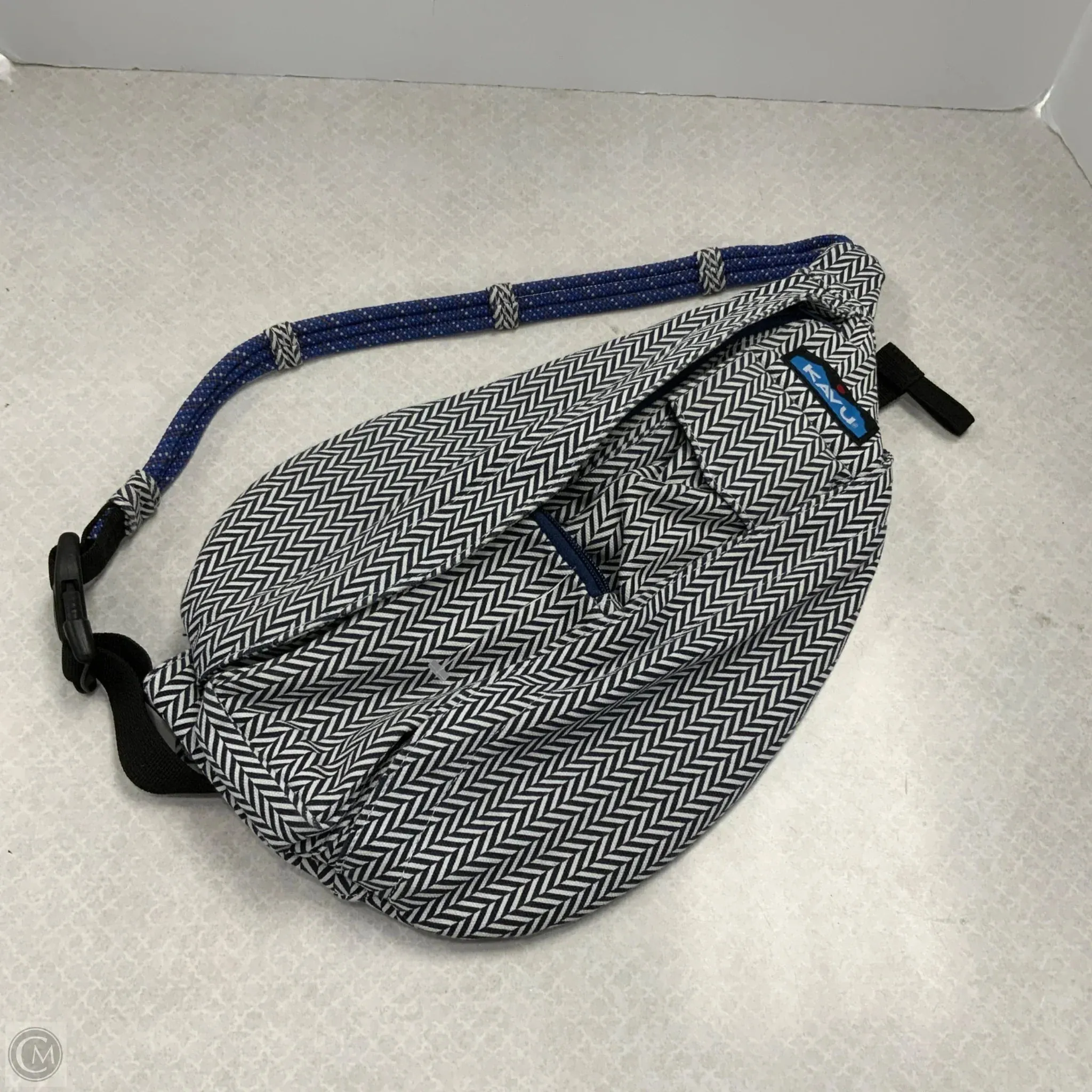 Backpack By Kavu, Size: Small