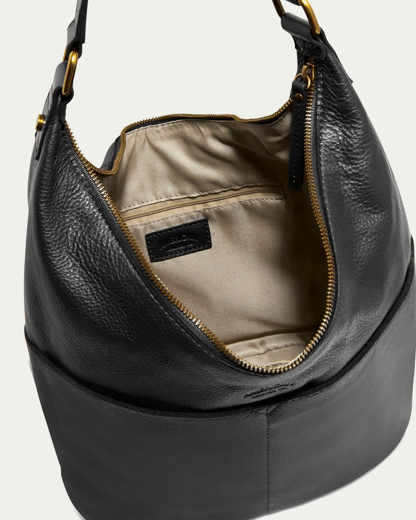 Carrie Hobo