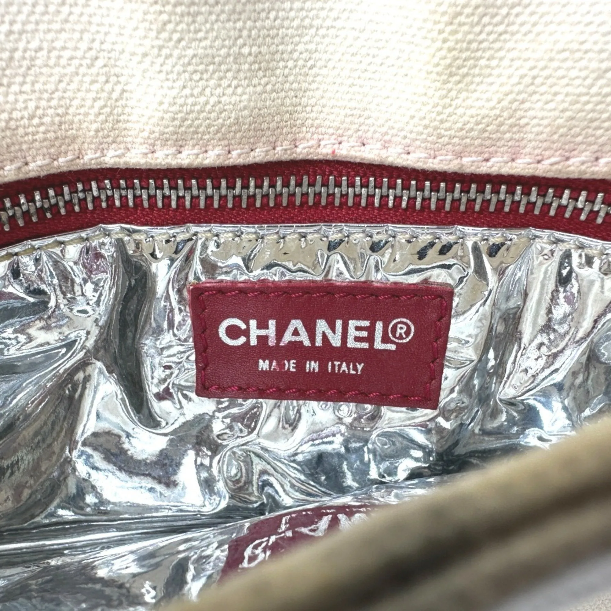 Chanel Canvas Shoulder Bag (Pre-Owned)