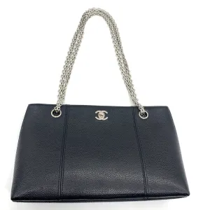 Chanel Grained Calfskin Shoulder Bag (Pre-Owned)