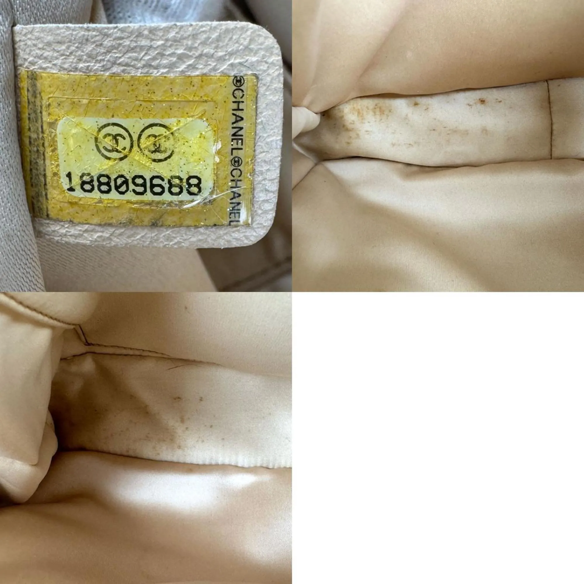 Chanel Grained Calfskin Shoulder Bag (Pre-Owned)