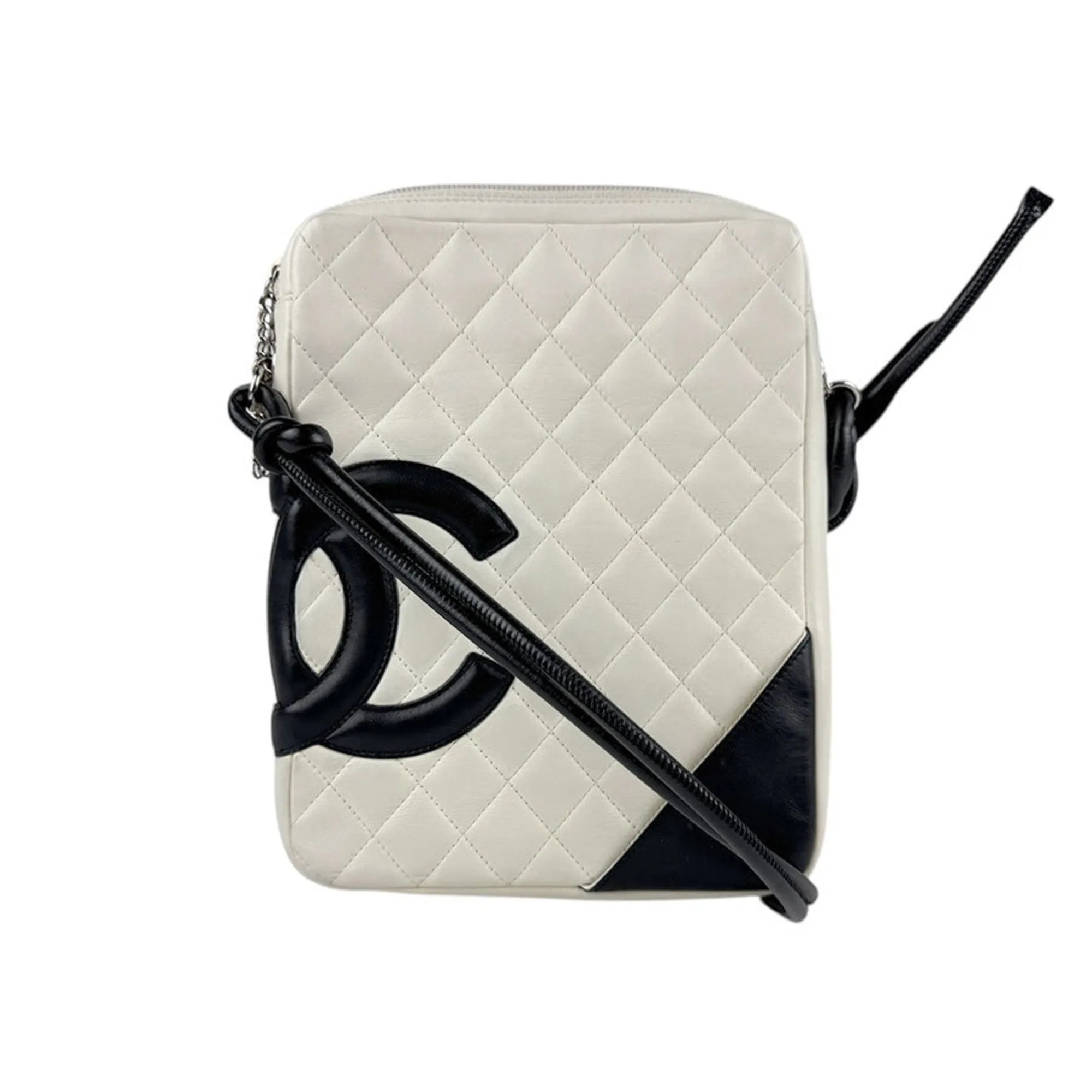 Chanel  Leather Shoulder Bag (Pre-Owned)