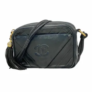 Chanel Leather Shoulder Bag (Pre-Owned)