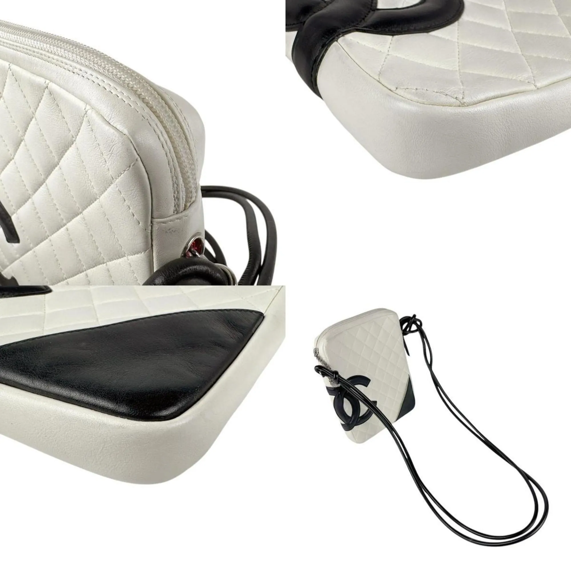 Chanel  Leather Shoulder Bag (Pre-Owned)