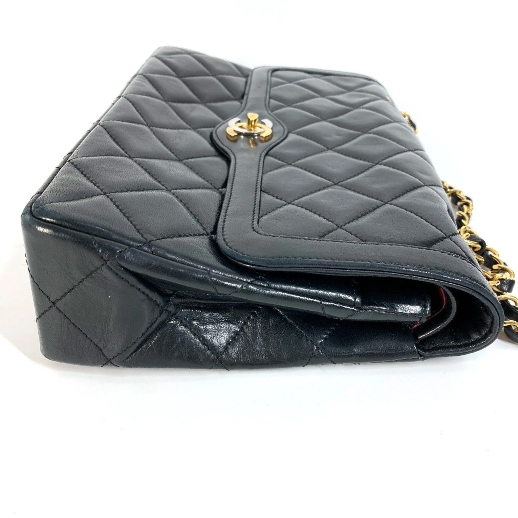 Chanel Leather Shoulder Bag (Pre-Owned)