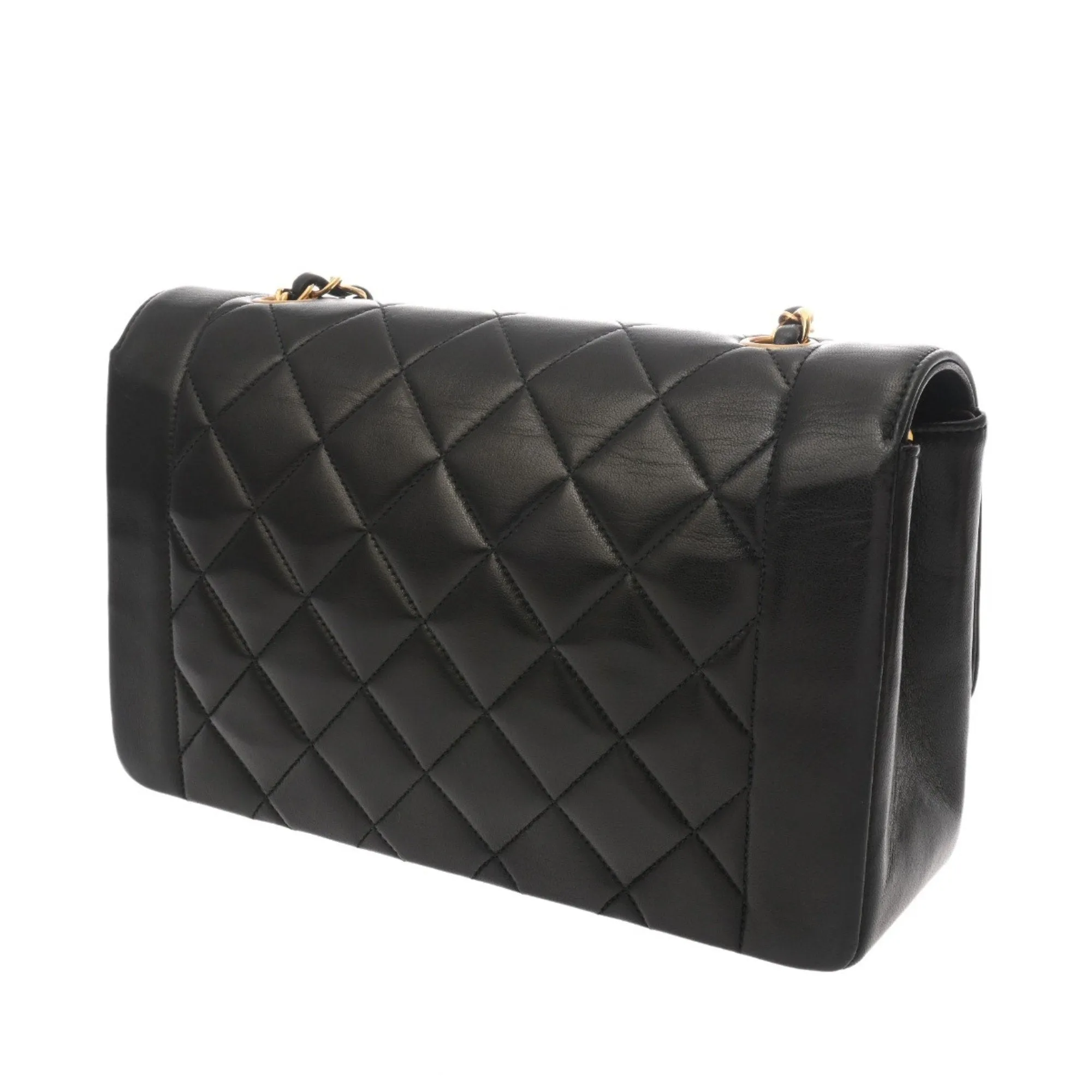 Chanel Matelasse Leather Shoulder Bag (Pre-Owned)
