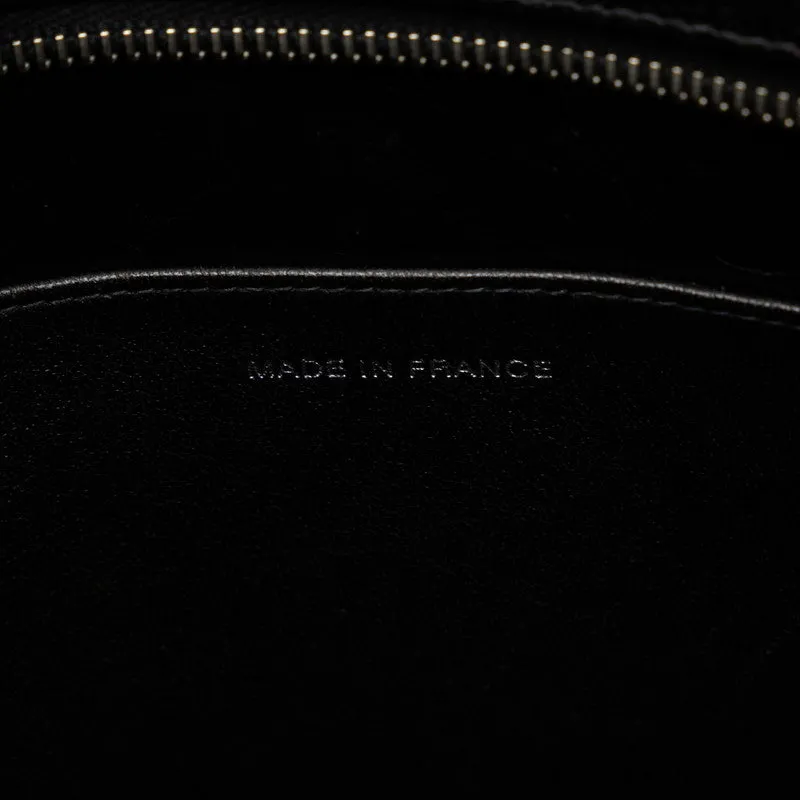 Chanel Matrases Medallion   ilver  Tooth Bag Shoulder Bag Black Caviar S Leather  CHANEL