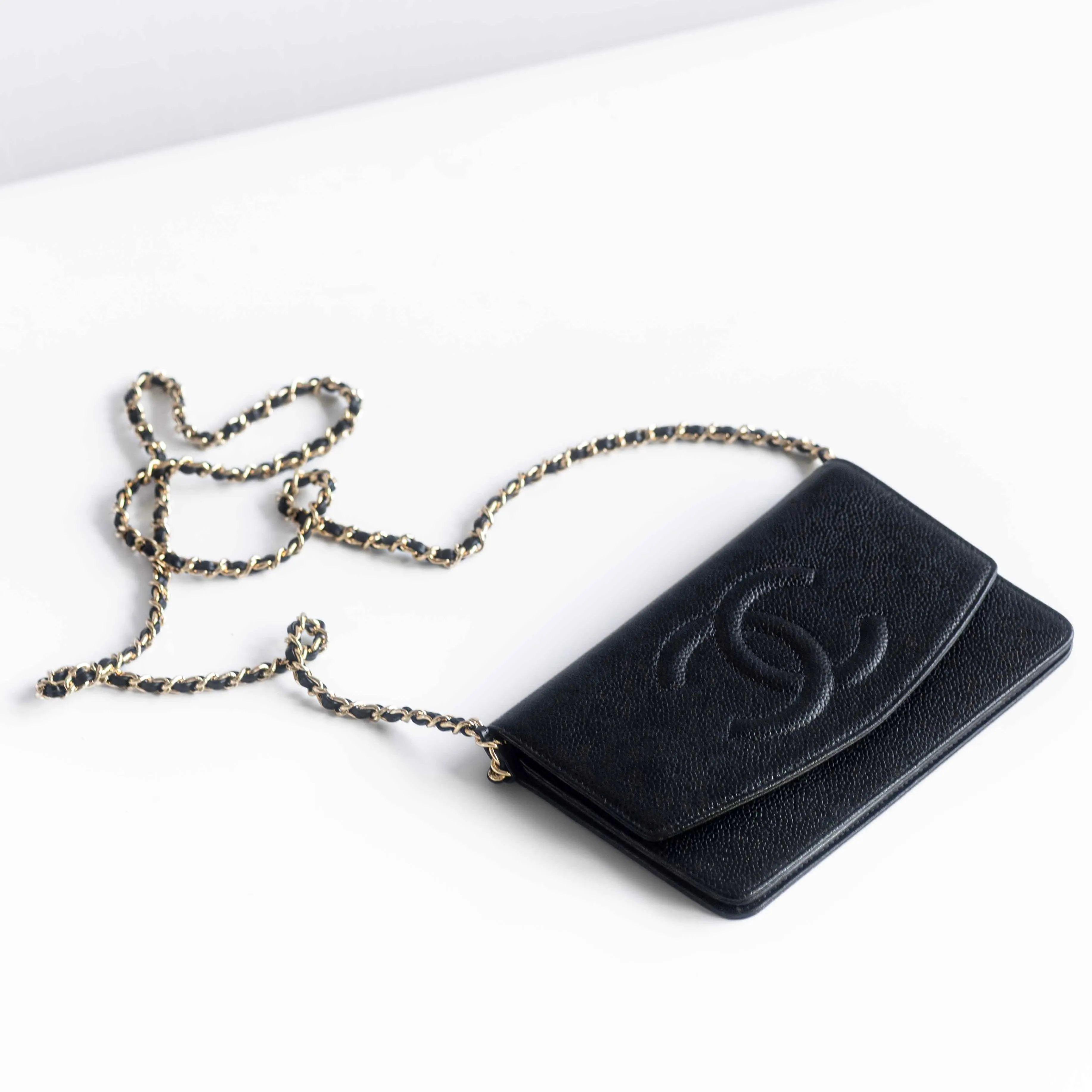 CHANEL - WALLET ON CHAIN BLACK CAVIAR LEATHER
