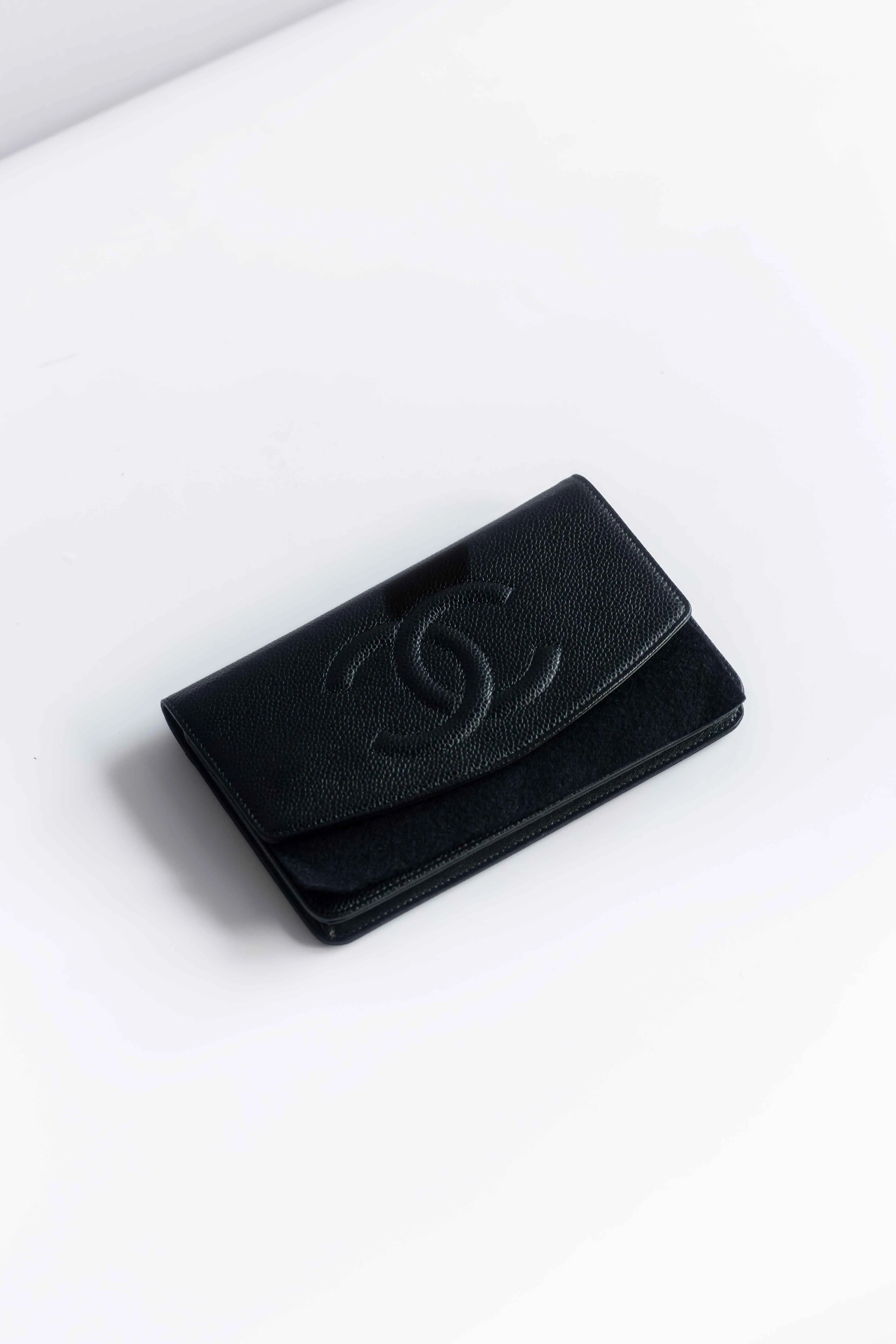 CHANEL - WALLET ON CHAIN BLACK CAVIAR LEATHER