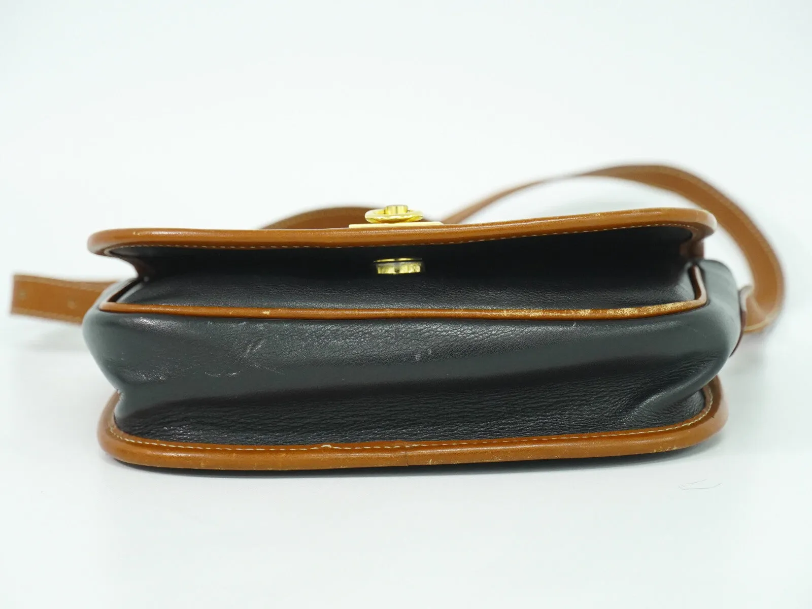 Cline Flap Pocket Leather Shoulder Bag (Pre-Owned)
