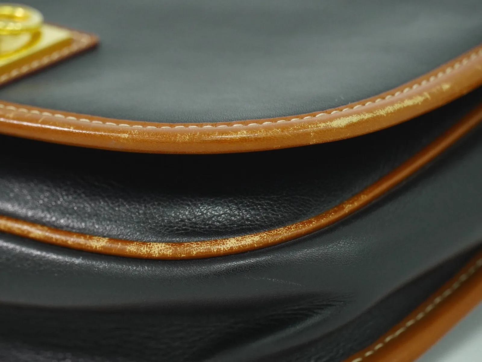 Cline Flap Pocket Leather Shoulder Bag (Pre-Owned)