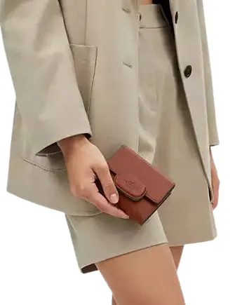 Coach Eliza Small Wallet With Leather Covered Closure