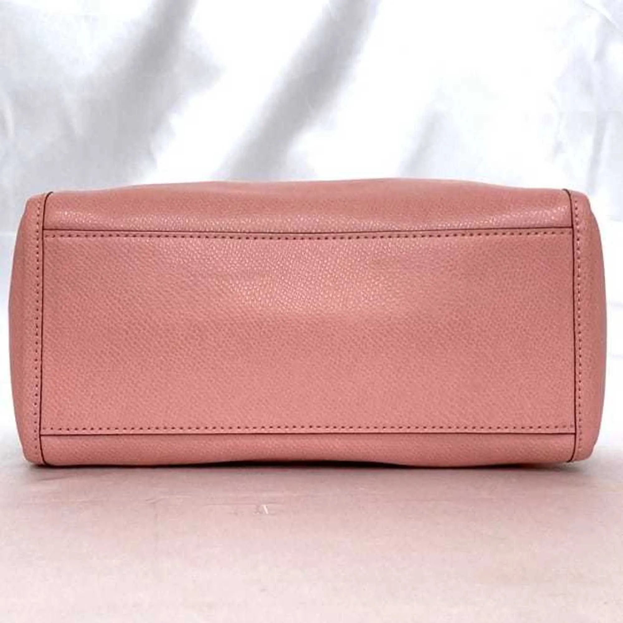 Coach  Leather Shoulder Bag (Pre-Owned)