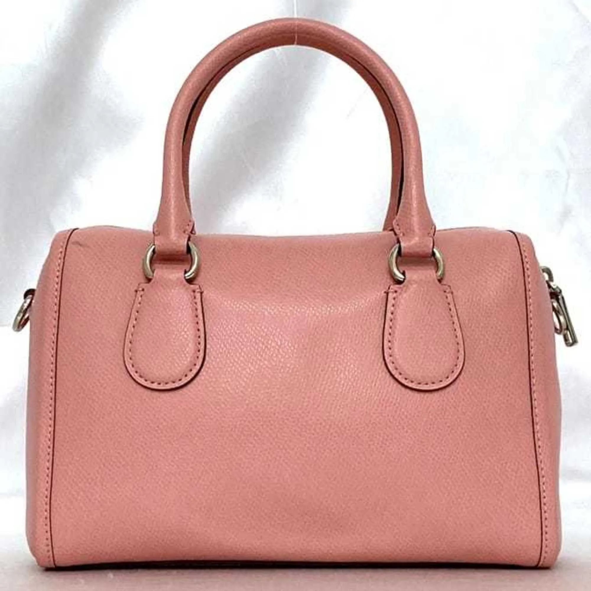 Coach  Leather Shoulder Bag (Pre-Owned)