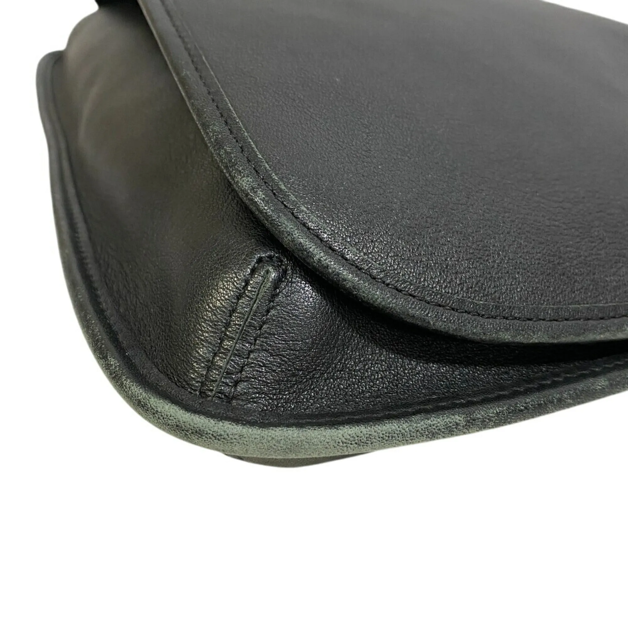 Coach Leather Shoulder Bag (Pre-Owned)