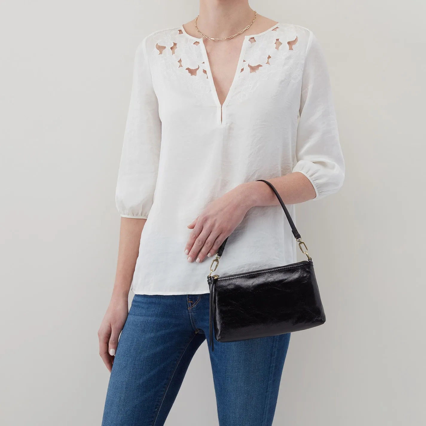 Darcy Crossbody In Polished Leather - Light Grey