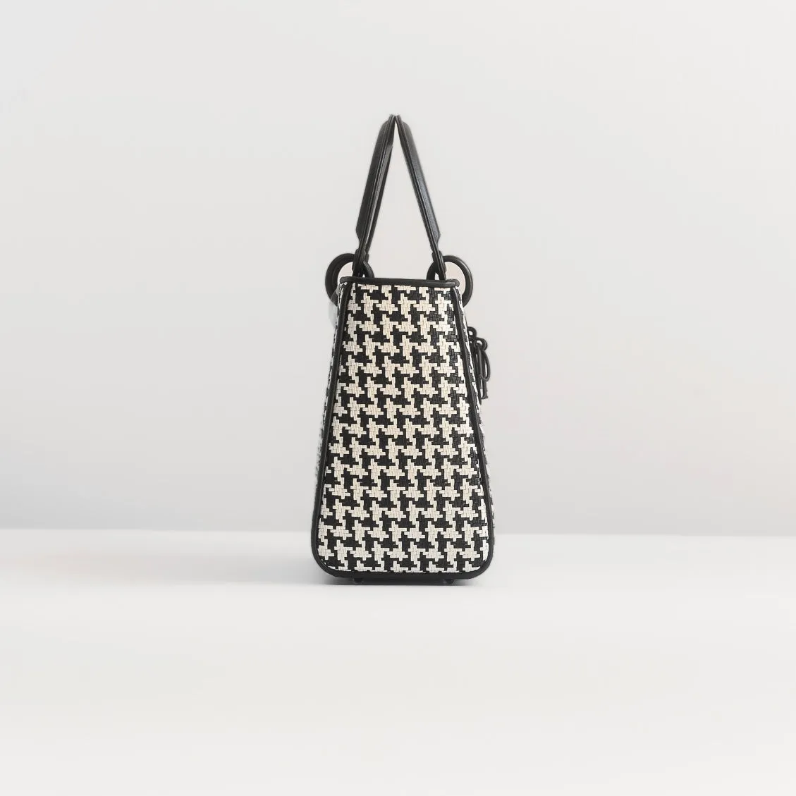 DIOR - LADY DIOR BAG MEDIUM ULTRAMATTE BLACK & WHITE HOUNDSTOOTH