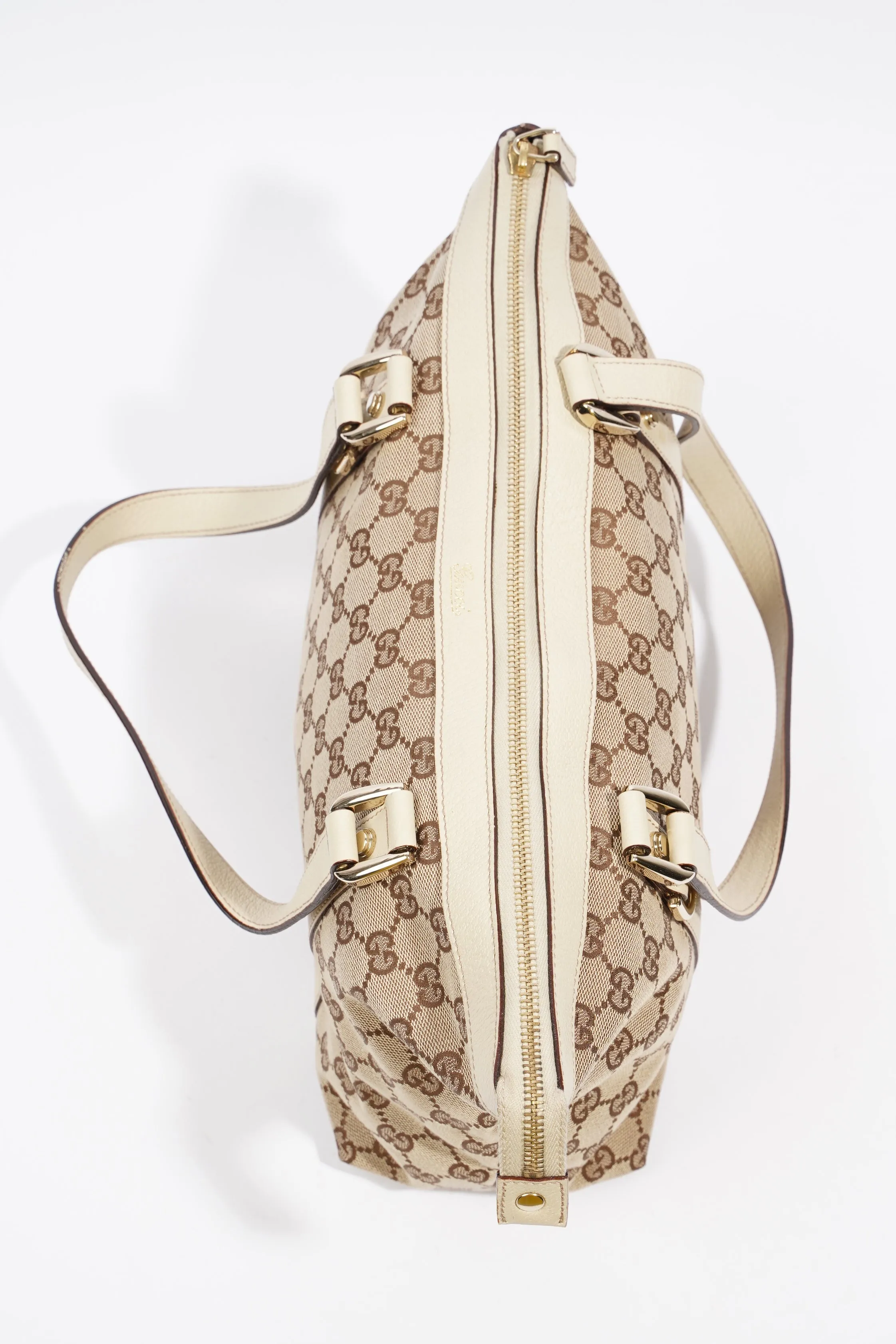 Gucci Abbey Shoulder Bag Supreme Print / White Canvas Small