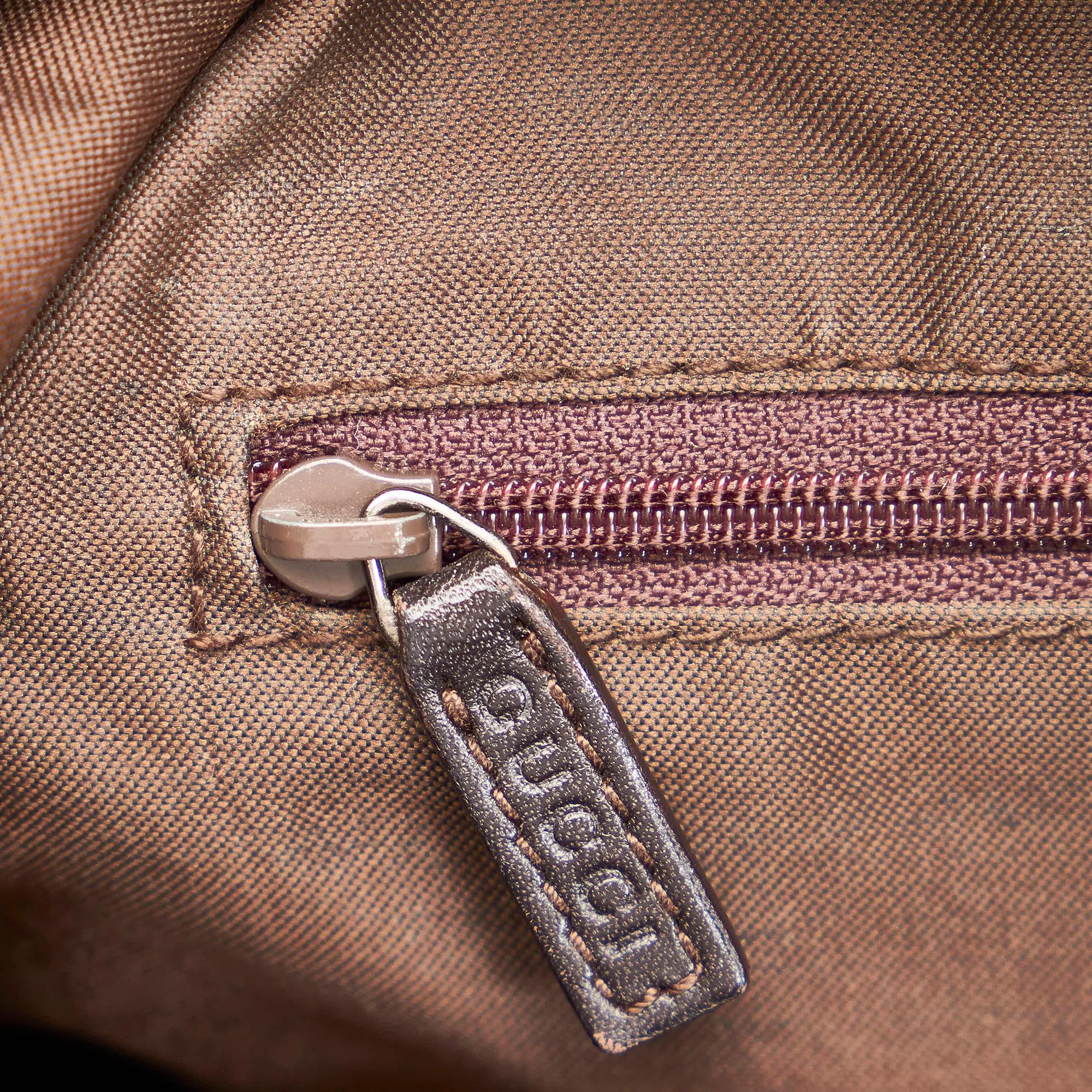 Gucci Bamboo GG Canvas Shoulder Bag (SHG-ejITql)