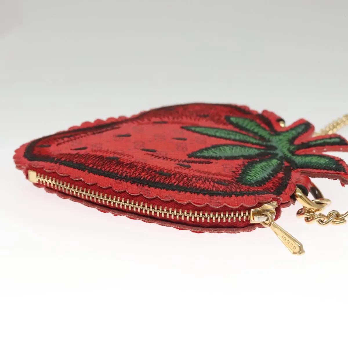 Gucci -- Canvas Shoulder Bag (Pre-Owned)