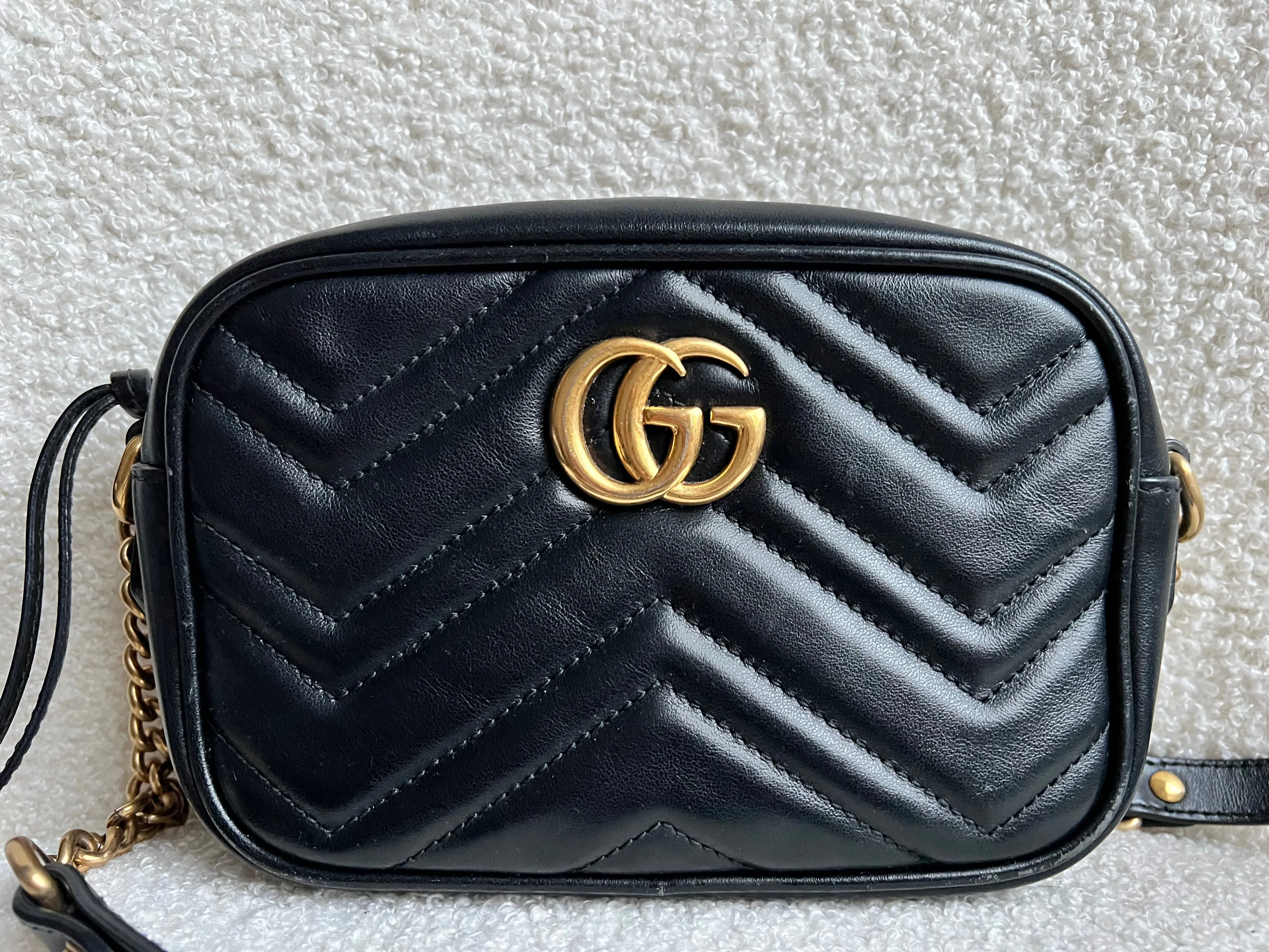 Gucci GG Black Marmont Mini Shoulder Bag (RRP ??1,360)