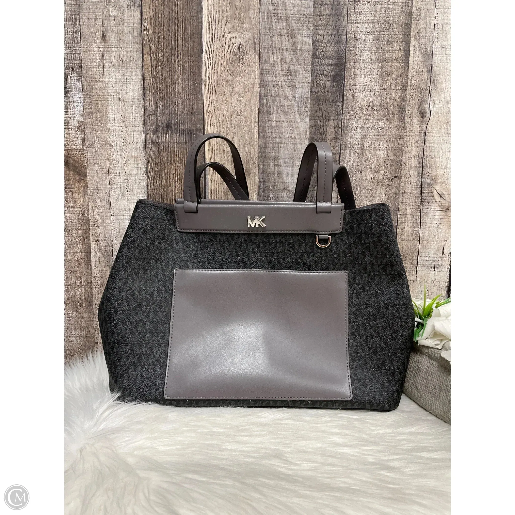 Handbag Designer By Michael Kors, Size: Medium