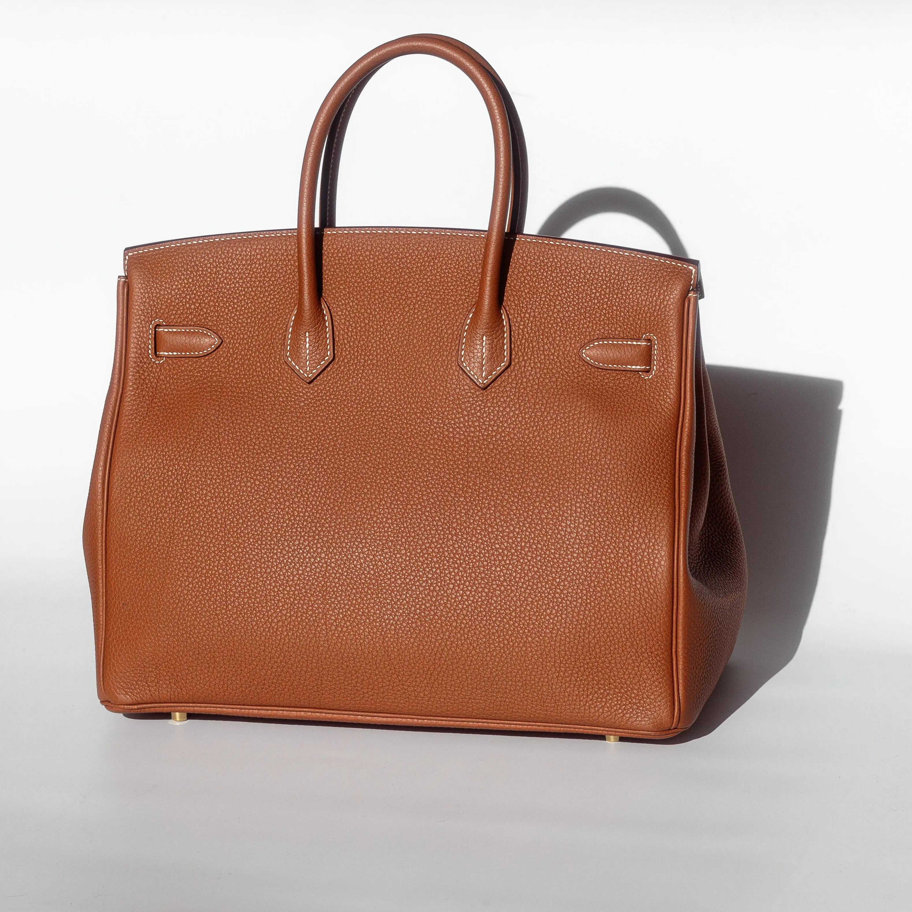 HERM??S - BIRKIN 35 TOGO LEATHER HANDBAG IN GOLD WITH GOLD HARDWARE