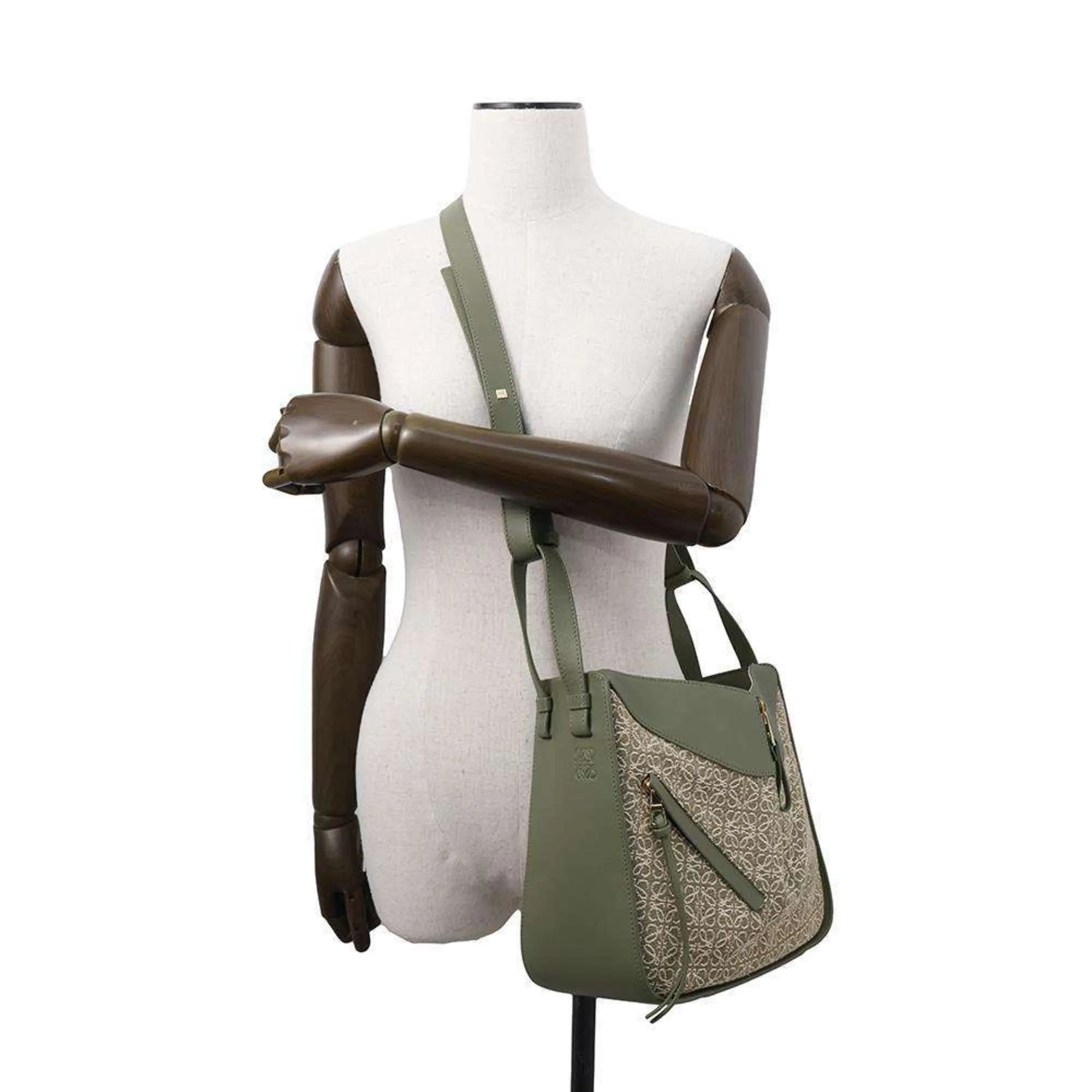 Loewe  Canvas Leather Handbag Shoulder Bag (Pre-Owned)