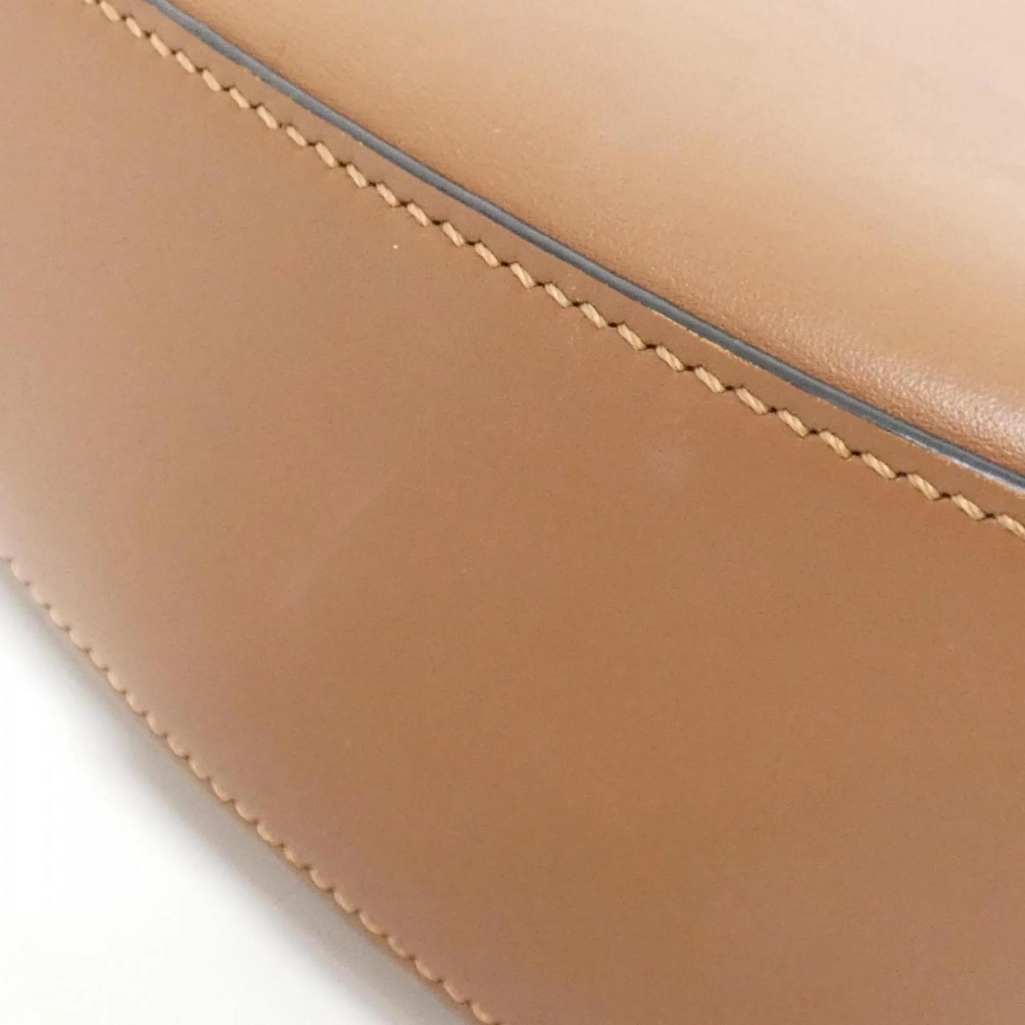 Loewe Leather Shoulder Bag (Pre-Owned)