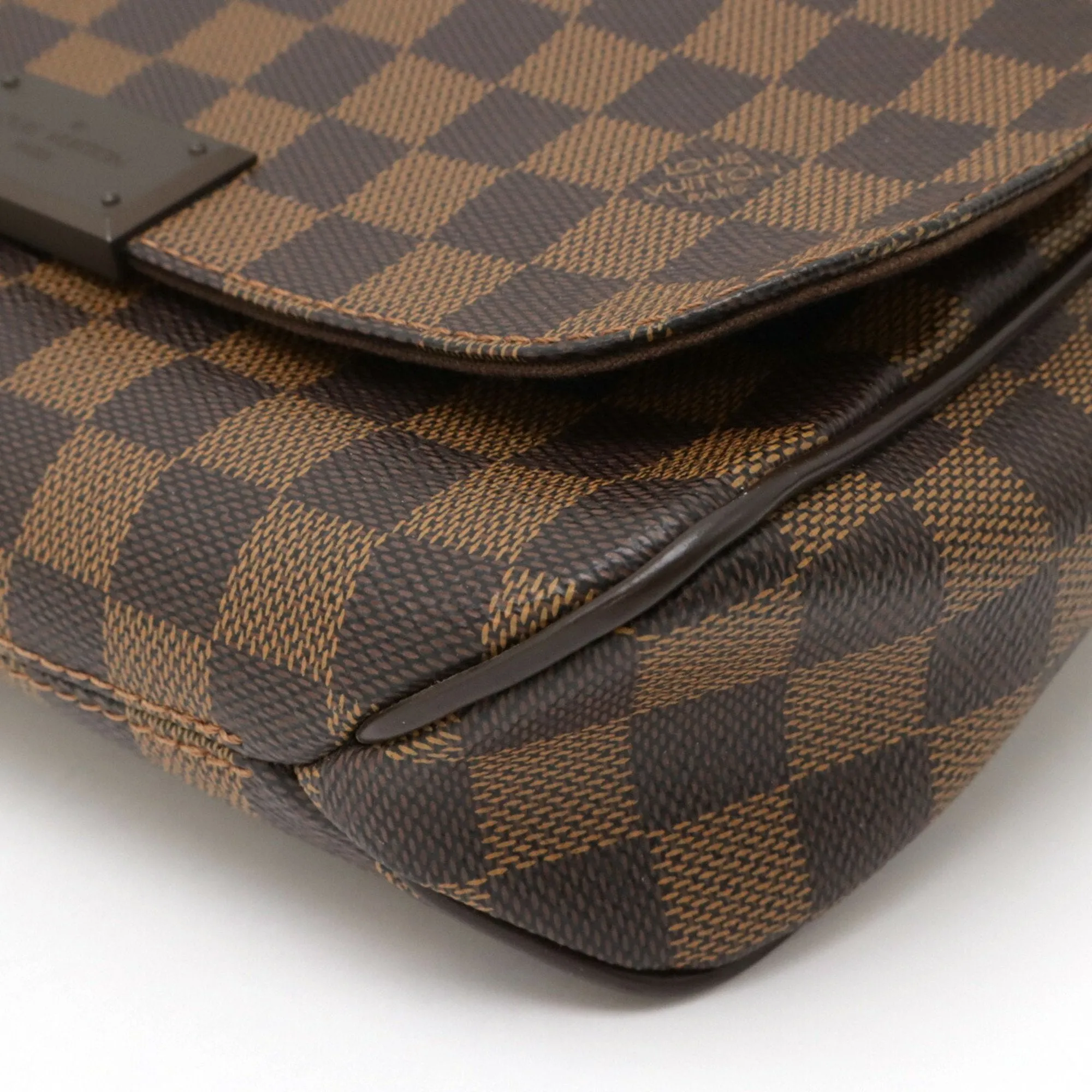 Louis Vuitton Damier Pvc Shoulder Bag (Pre-Owned)