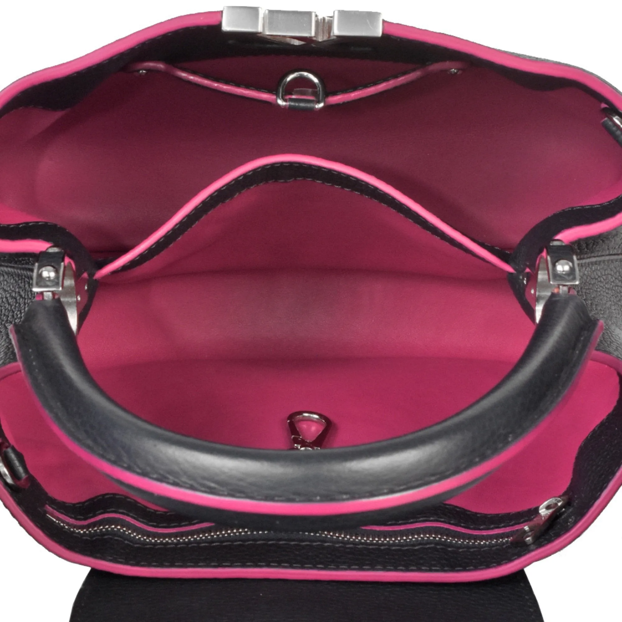 Louis Vuitton Leather Handbag Shoulder Bag (Pre-Owned)