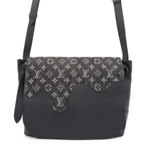 Louis Vuitton Monogram blue Leather Shoulder Bag (Pre-Owned)