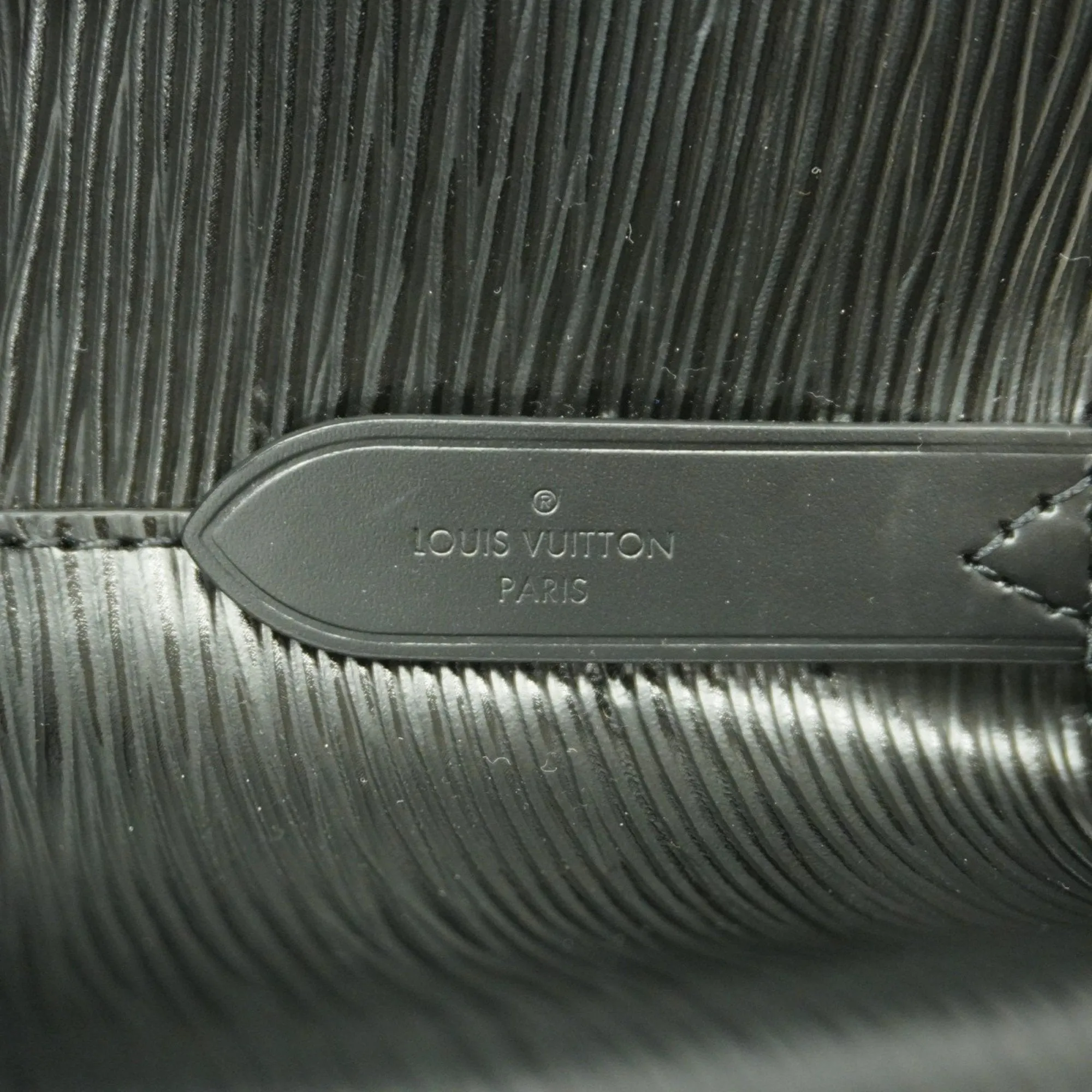Louis Vuitton Shoulder Bag (Pre-Owned)