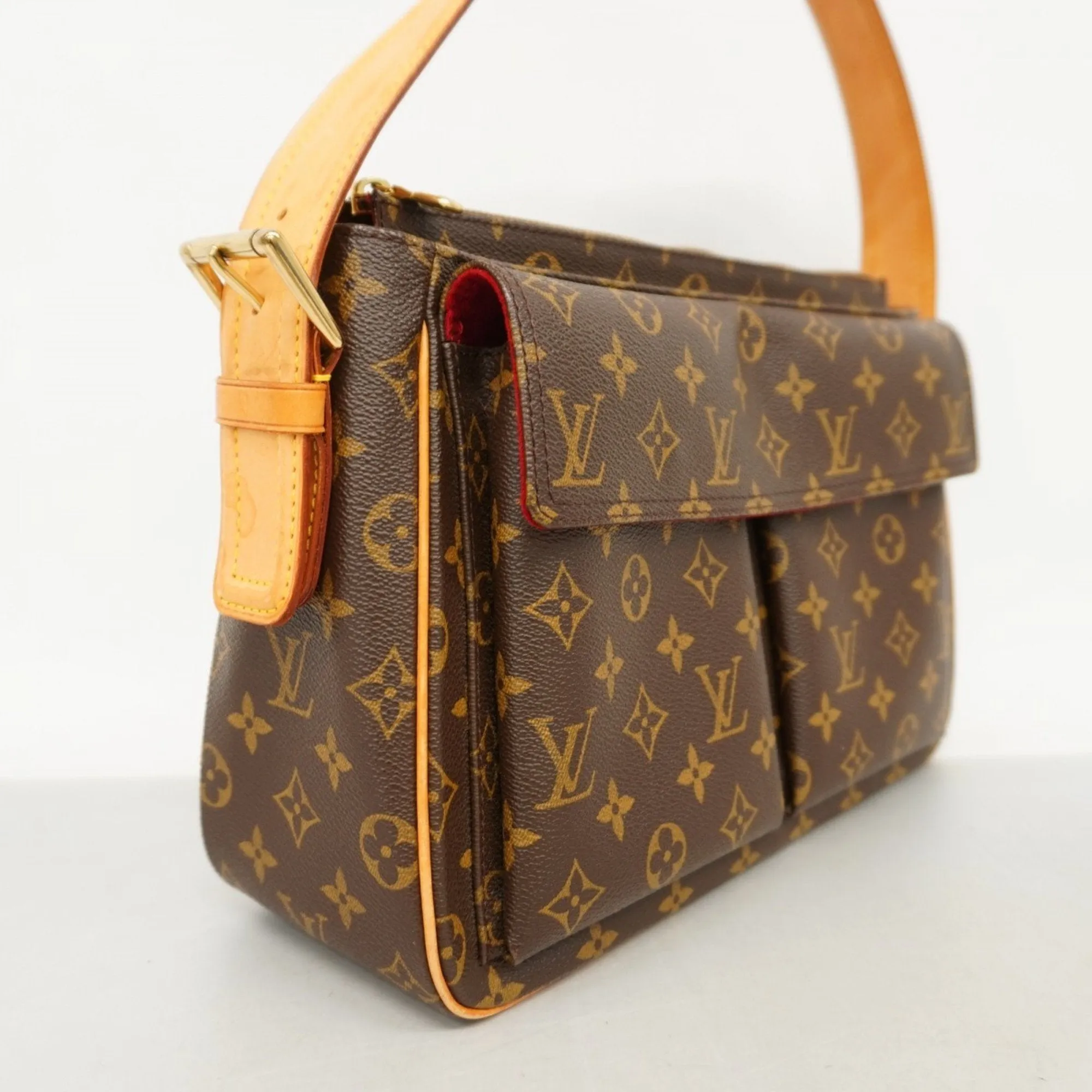 Louis Vuitton Shoulder Bag (Pre-Owned)