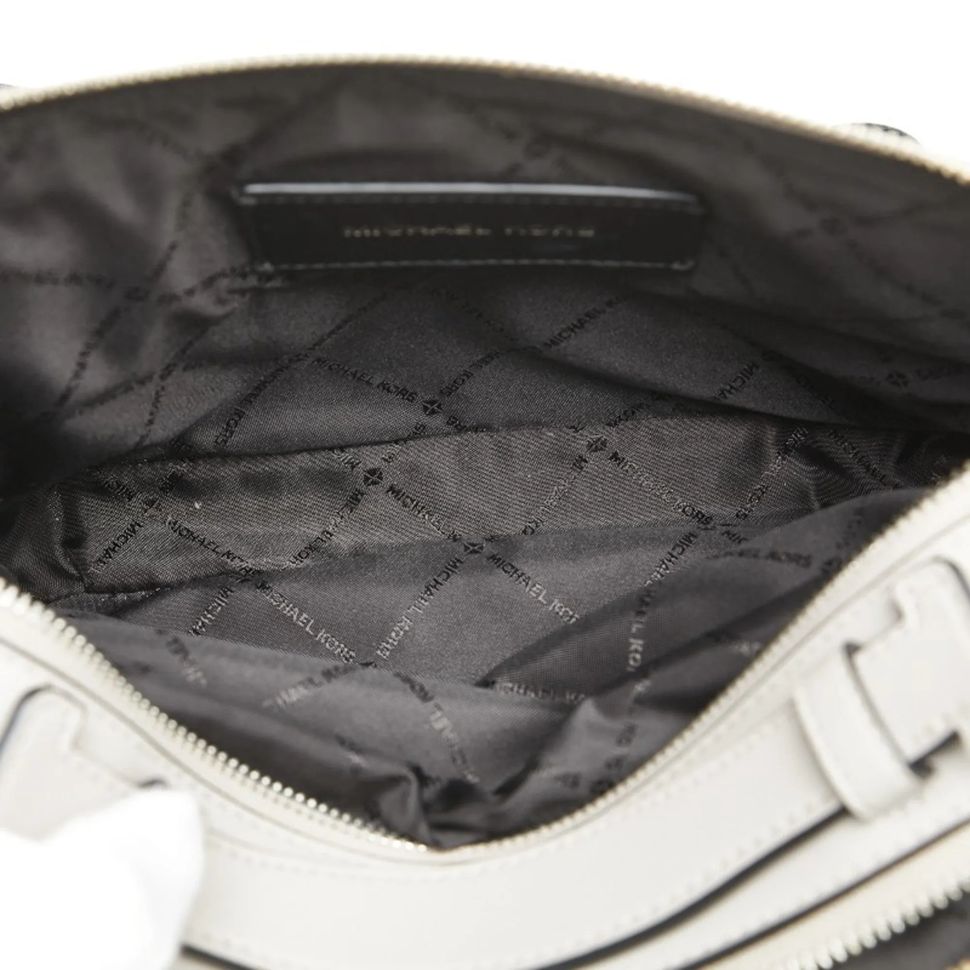 Michael Kors  Leather Handbag Shoulder Bag (Pre-Owned)