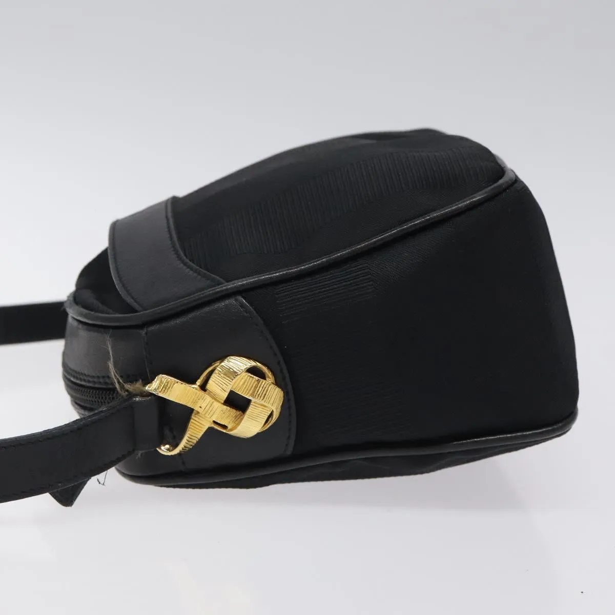 Salvatore Ferragamo Canvas Shoulder Bag (Pre-Owned)