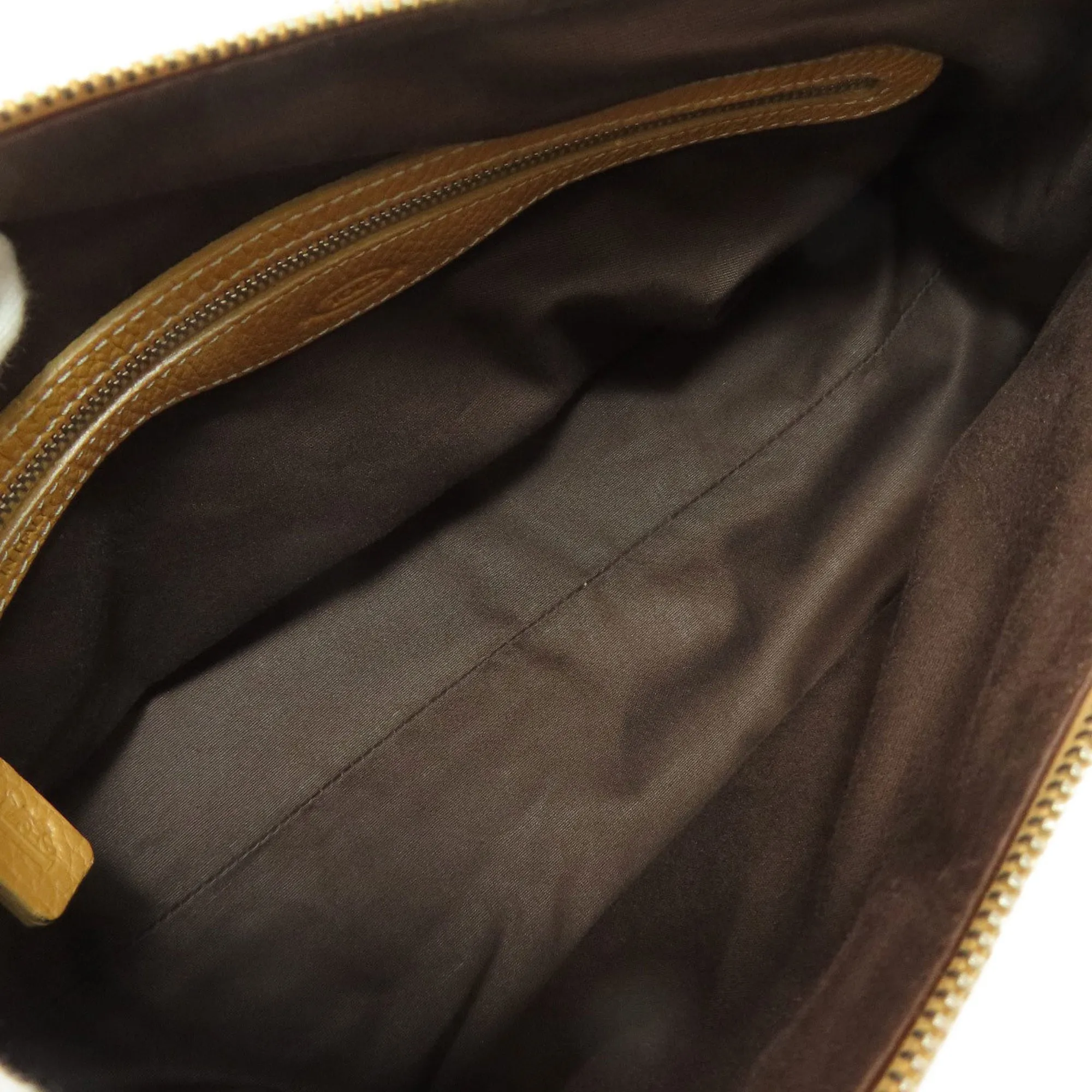 Tod's  Leather Handbag (Pre-Owned)