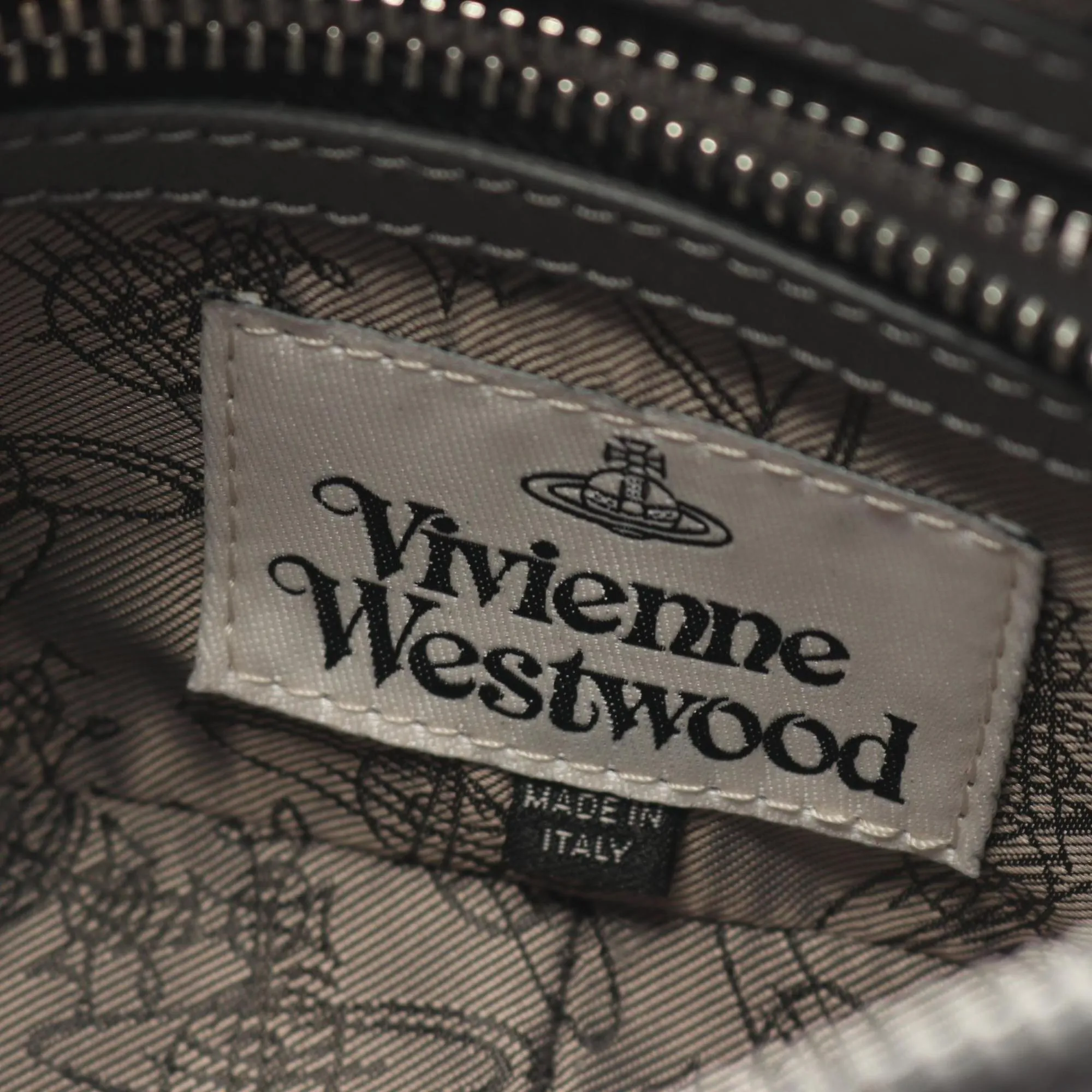 Vivienne Westwood Leather Shoulder Bag (Pre-Owned)